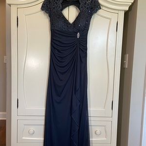 Size 4 Evening Gown Formal Dress